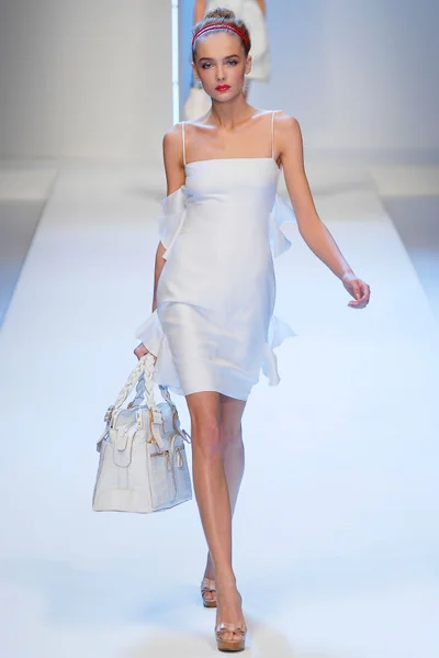 Look 13